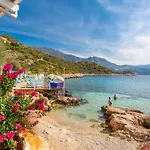 Villa Kastello *